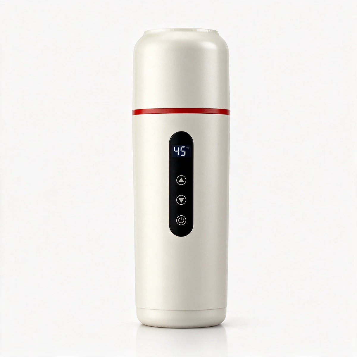 Chauffe-biberon voiture blanc avec liseré rouge et écran LED affichant 45 °C, sur fond blanc